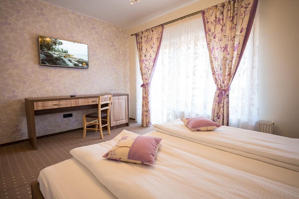 Pensiunea Royal Spa Piatra Neamţ Cameră foto
